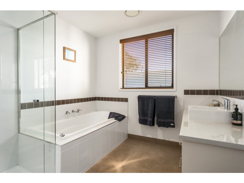 11 Stephens Court, Strathdale VIC 3550