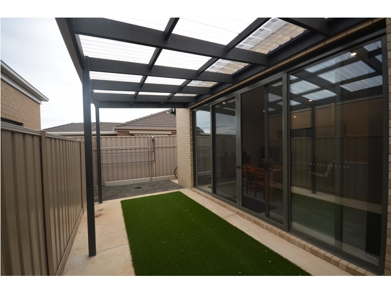 12B Maxwell Drive, Golden Square VIC 3555