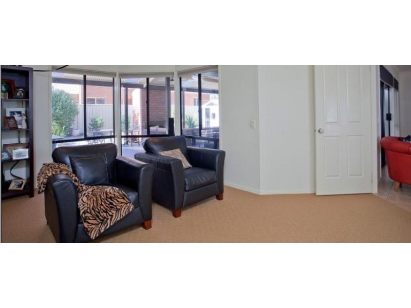 9 Bedarra Court, Maiden Gully VIC 3551