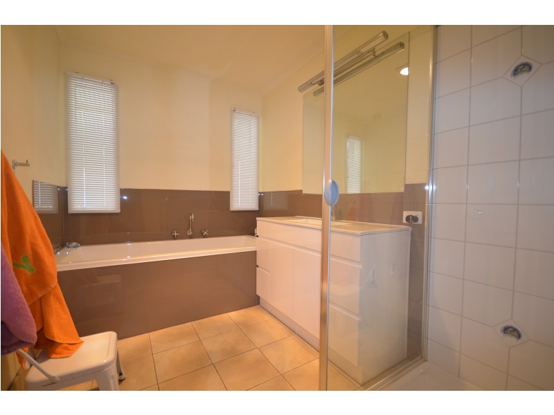 9 Bedarra Court, Maiden Gully VIC 3551