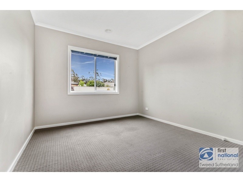 11 Barnett Drive, Kangaroo Flat VIC 3555