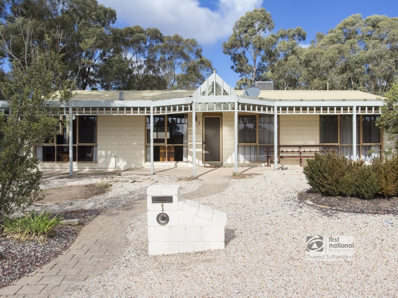 1 Akoonah Drive, Golden Square VIC 3555