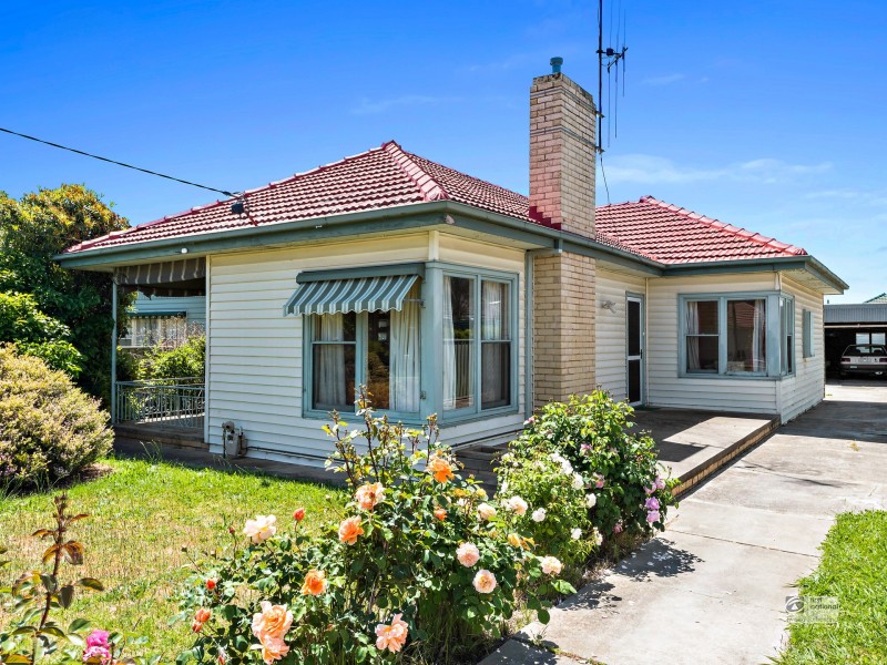 12 Derna Court, Golden Square VIC 3555