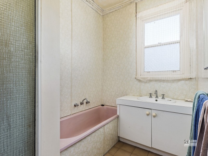 12 Derna Court, Golden Square VIC 3555