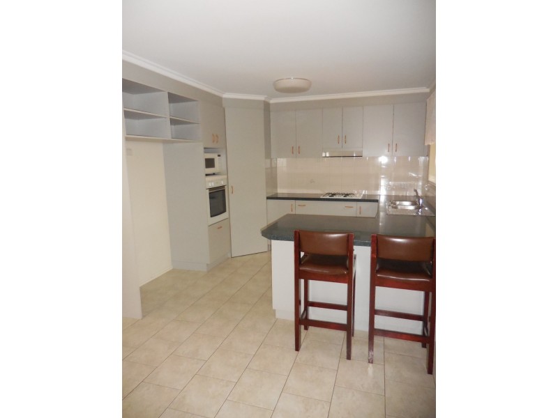 9/18 Lowe Street, Kangaroo Flat VIC 3555