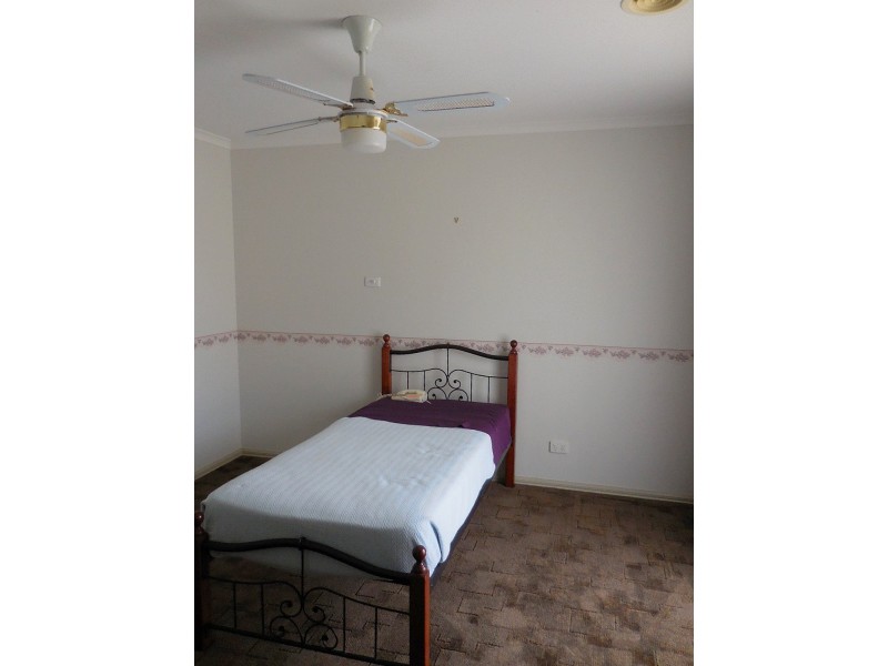 9/18 Lowe Street, Kangaroo Flat VIC 3555