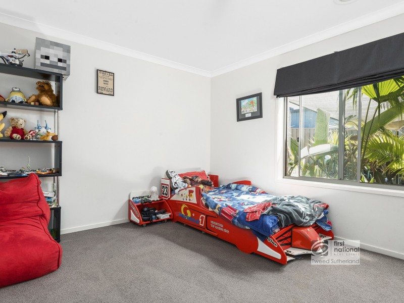 5 Valiant Court, Golden Square VIC 3555