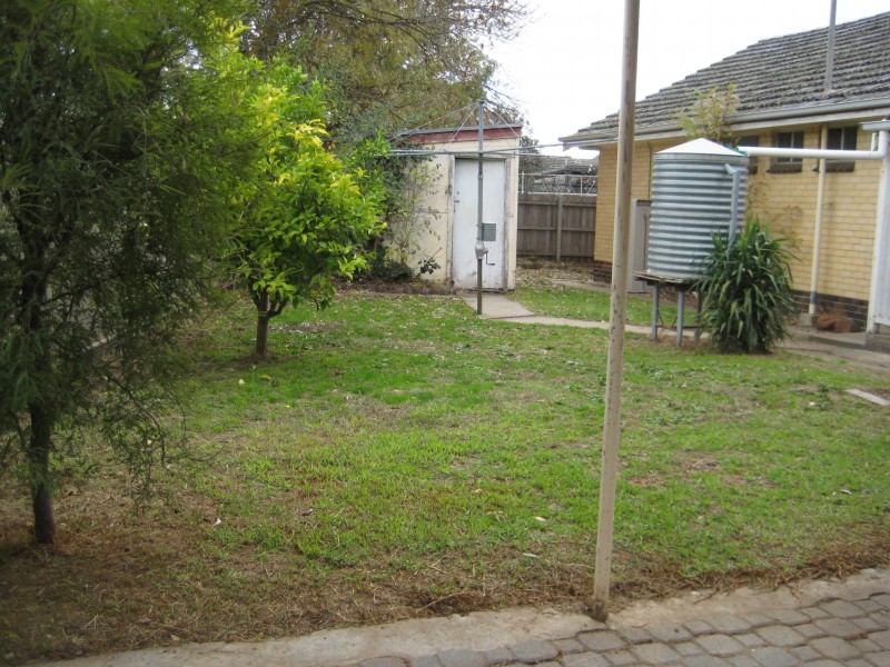 16 Raymond Avenue, Bendigo VIC 3550