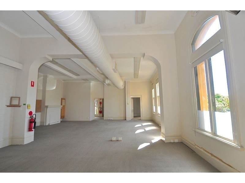 9 High Street, Eaglehawk VIC 3556