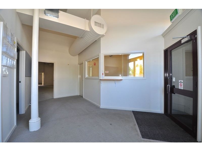 9 High Street, Eaglehawk VIC 3556