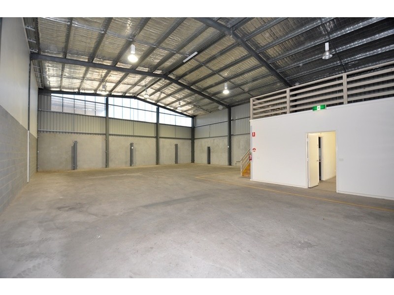 2/18 Matchett Drive, East Bendigo VIC 3550