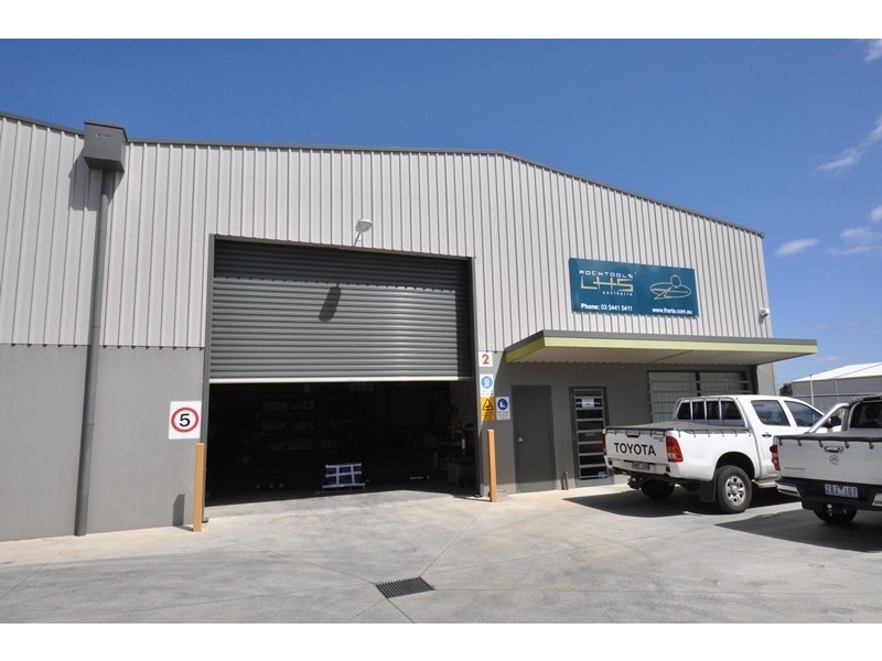 2/18 Matchett Drive, East Bendigo VIC 3550