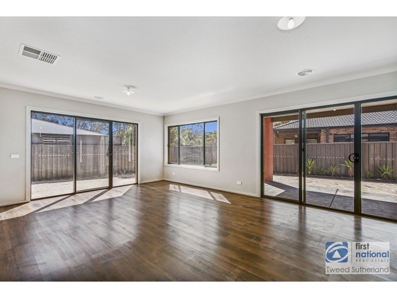 12 Roper Terrace, Epsom VIC 3551