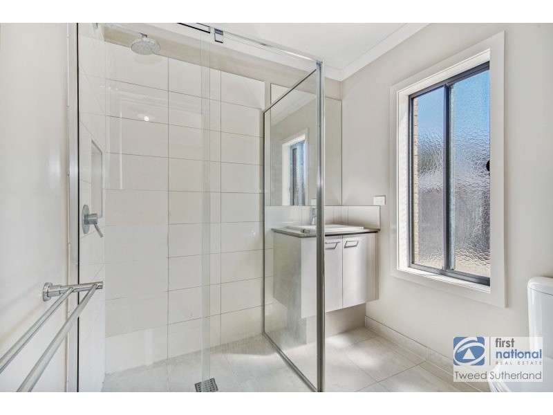 12 Roper Terrace, Epsom VIC 3551