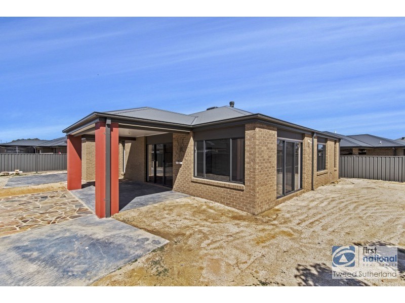 12 Roper Terrace, Epsom VIC 3551