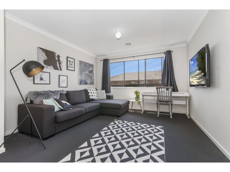6 Peninsula Drive, Eaglehawk VIC 3556