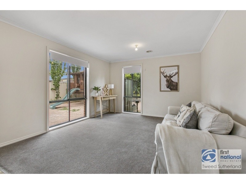 5 Sheard Street, California Gully VIC 3556