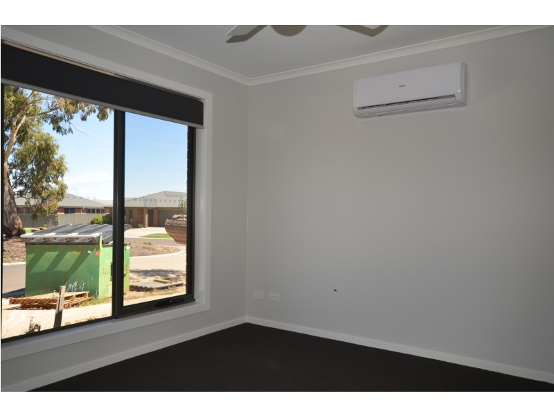 23 Hyatt Road, Huntly VIC 3551