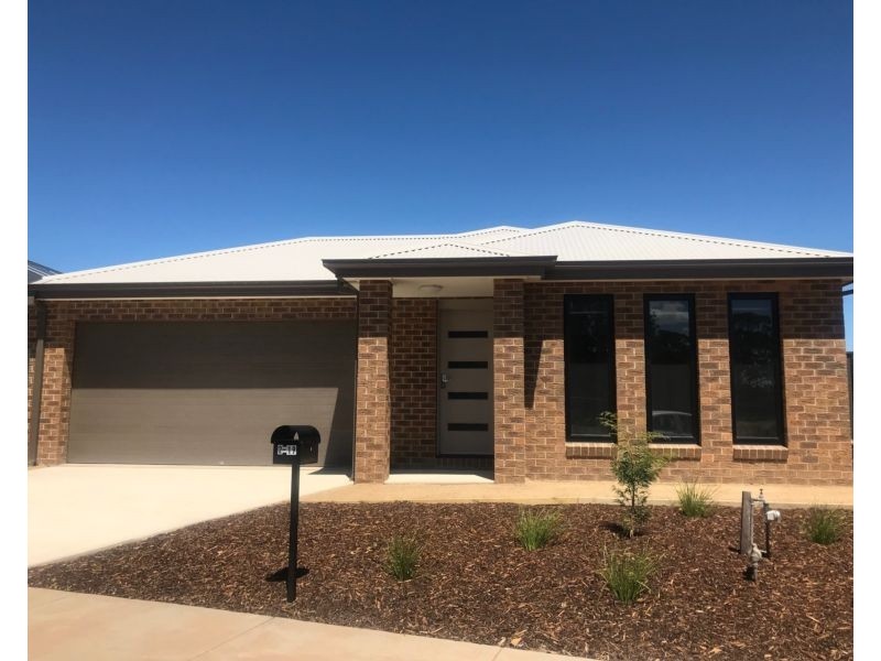 2 Edgerton Road, Huntly VIC 3551