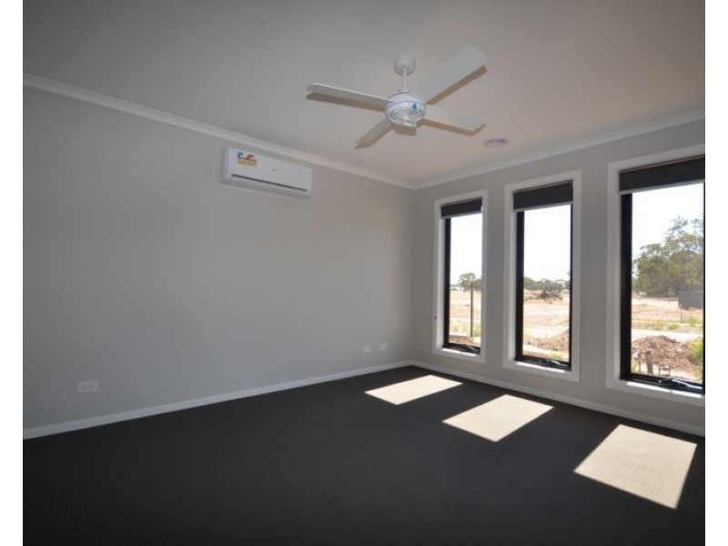 2 Edgerton Road, Huntly VIC 3551