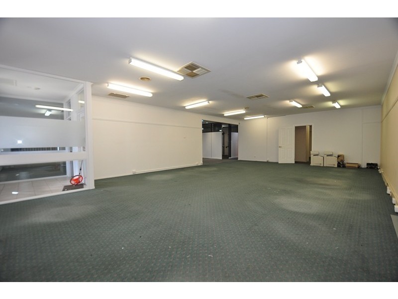 75 High Street, Kangaroo Flat VIC 3555