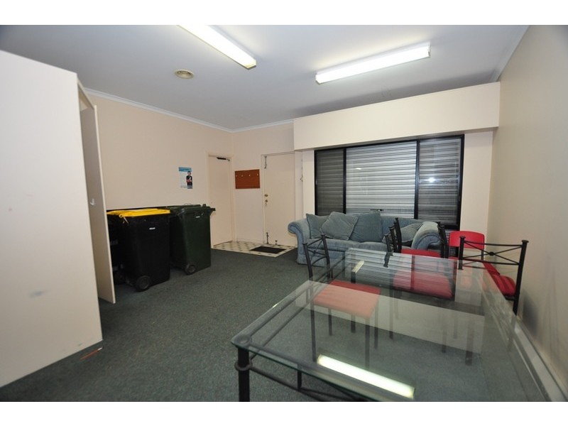 75 High Street, Kangaroo Flat VIC 3555