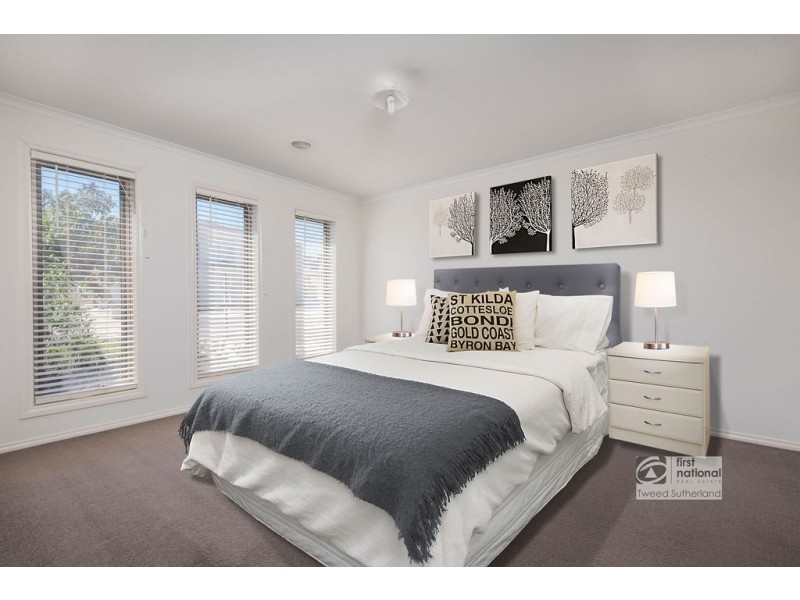 7 Rathlin Avenue, Junortoun VIC 3551