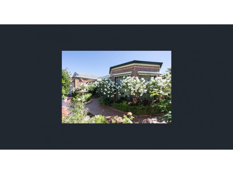 4 Broad Parade, Spring Gully VIC 3550