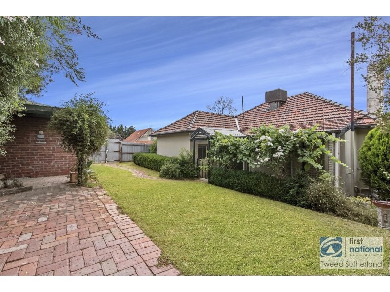 2 Echuca Street, Quarry Hill VIC 3550