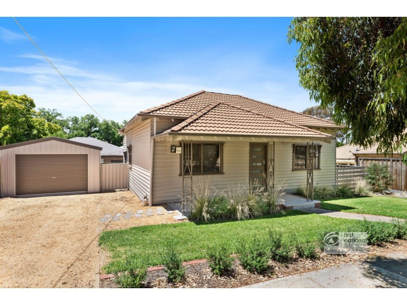 4 Booth Street, Golden Square VIC 3555