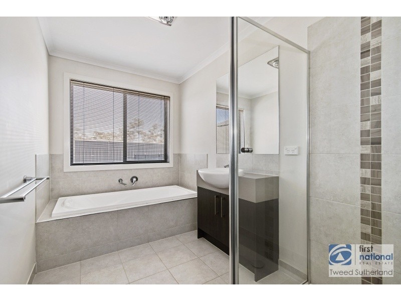 6 Hills Road, Marong VIC 3515