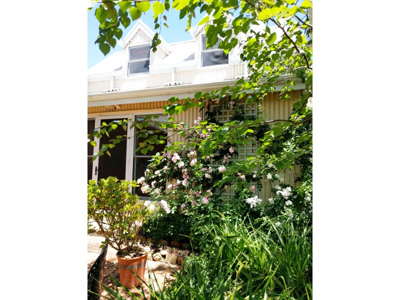 4 Niemann Sreet & 183 Arnold Street, Bendigo VIC 3550