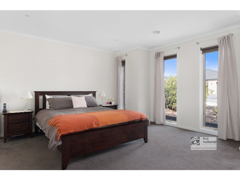 6 Emerald Avenue, White Hills VIC 3550