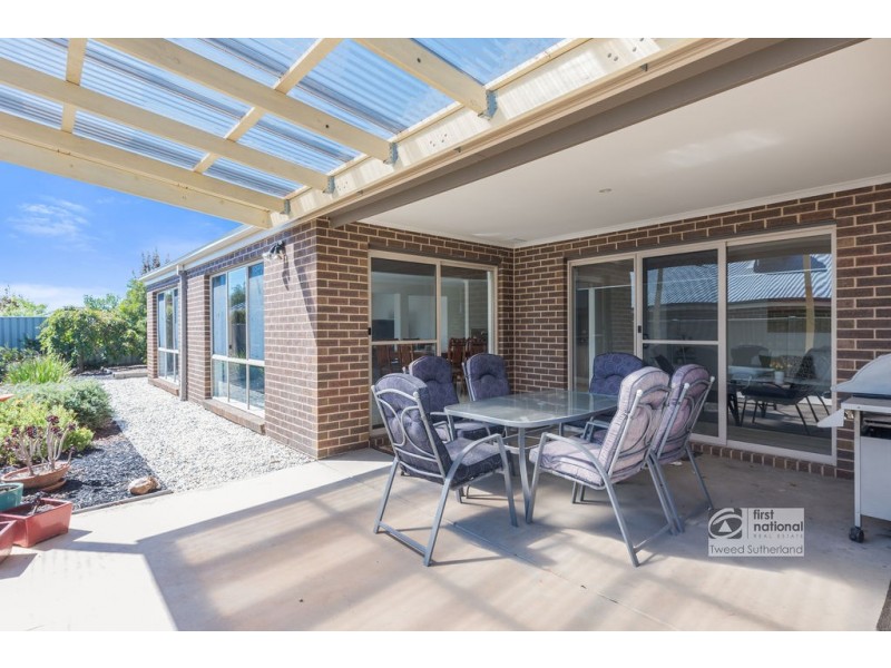 6 Emerald Avenue, White Hills VIC 3550