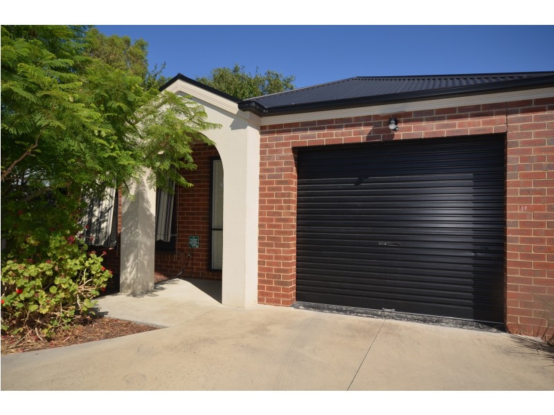 2/19 Prouses Road, North Bendigo VIC 3550