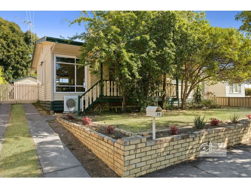 29 Clarence Avenue, Kennington VIC 3550