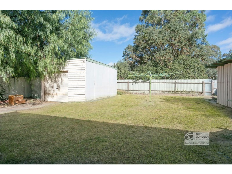 32 Carpenter Street, Kangaroo Flat VIC 3555