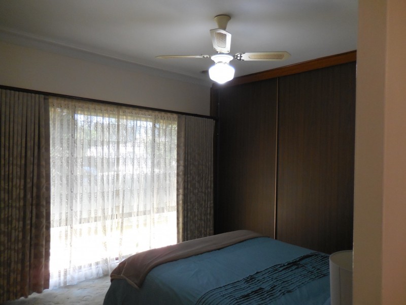 41 Holdsworth Road, Long Gully VIC 3550