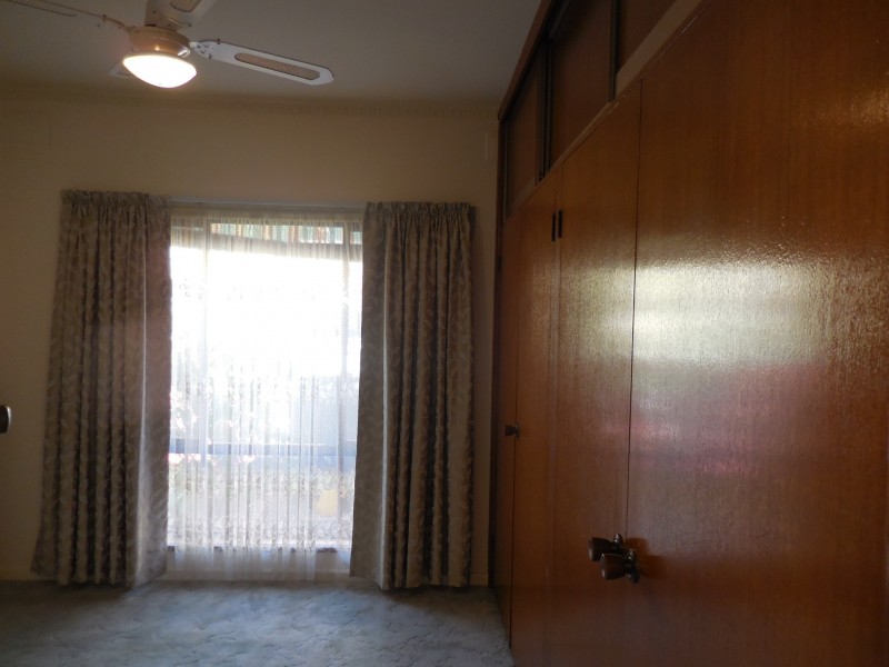 41 Holdsworth Road, Long Gully VIC 3550