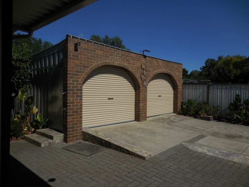 41 Holdsworth Road, Long Gully VIC 3550
