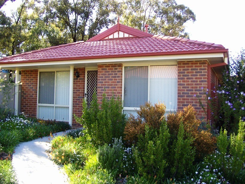 3 Commins Place, Flora Hill VIC 3550