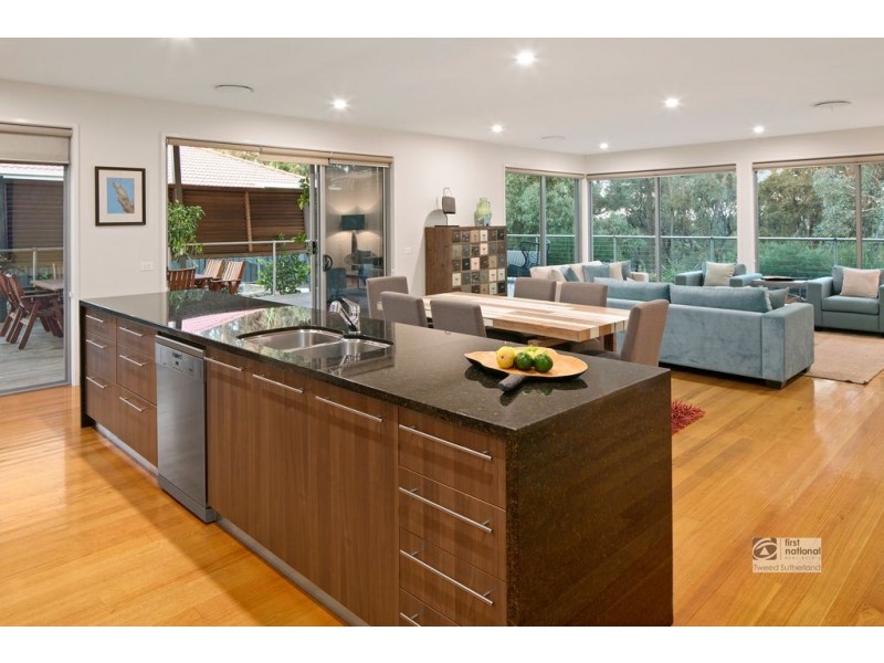 27 Elwood Drive, Strathdale VIC 3550