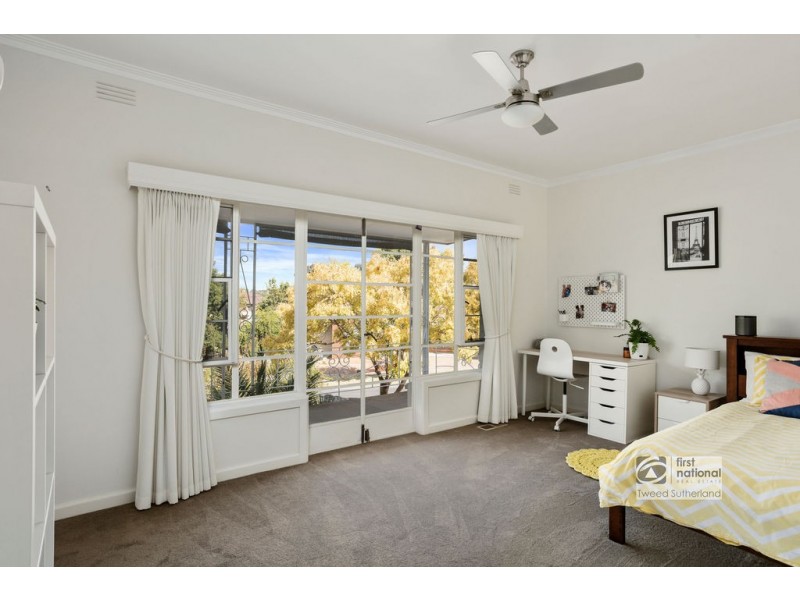 3 Desmond Street, Strathdale VIC 3550