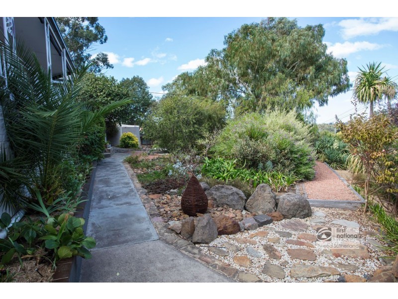 3 Desmond Street, Strathdale VIC 3550