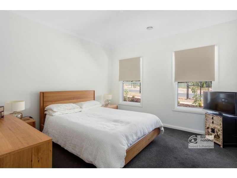 12 Inverness Drive, Junortoun VIC 3551