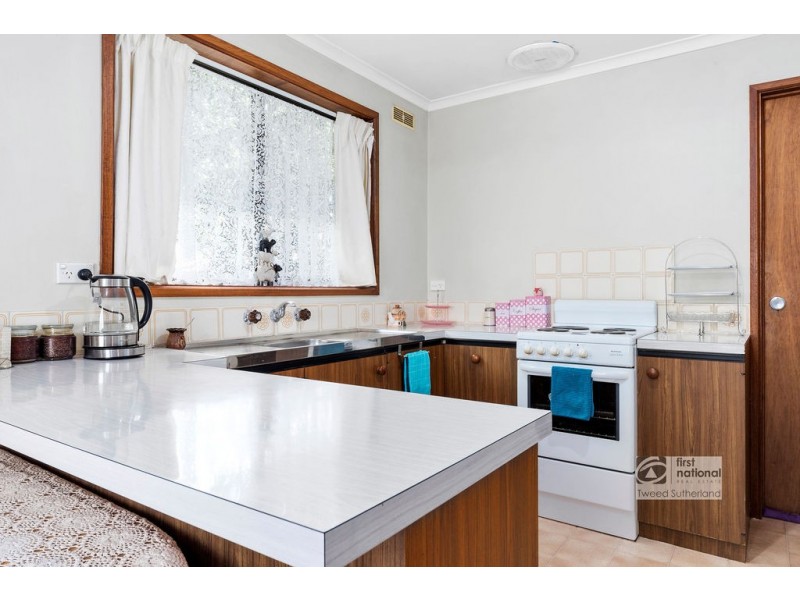 6b Howard Street, Quarry Hill VIC 3550