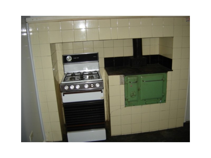 160 Mackenzie Street West, Golden Square VIC 3555