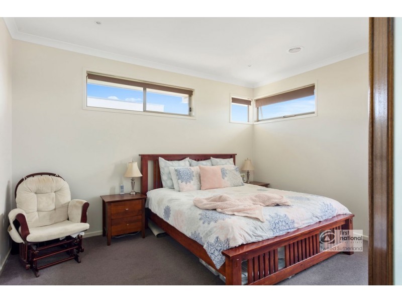21 Roxburgh Crescent, Junortoun VIC 3551