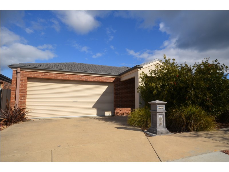 24 Elizabeth Street, Kangaroo Flat VIC 3555
