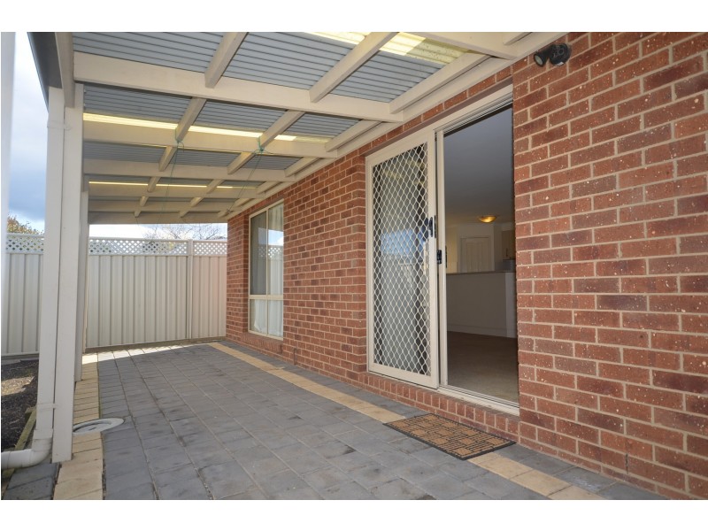 24 Elizabeth Street, Kangaroo Flat VIC 3555